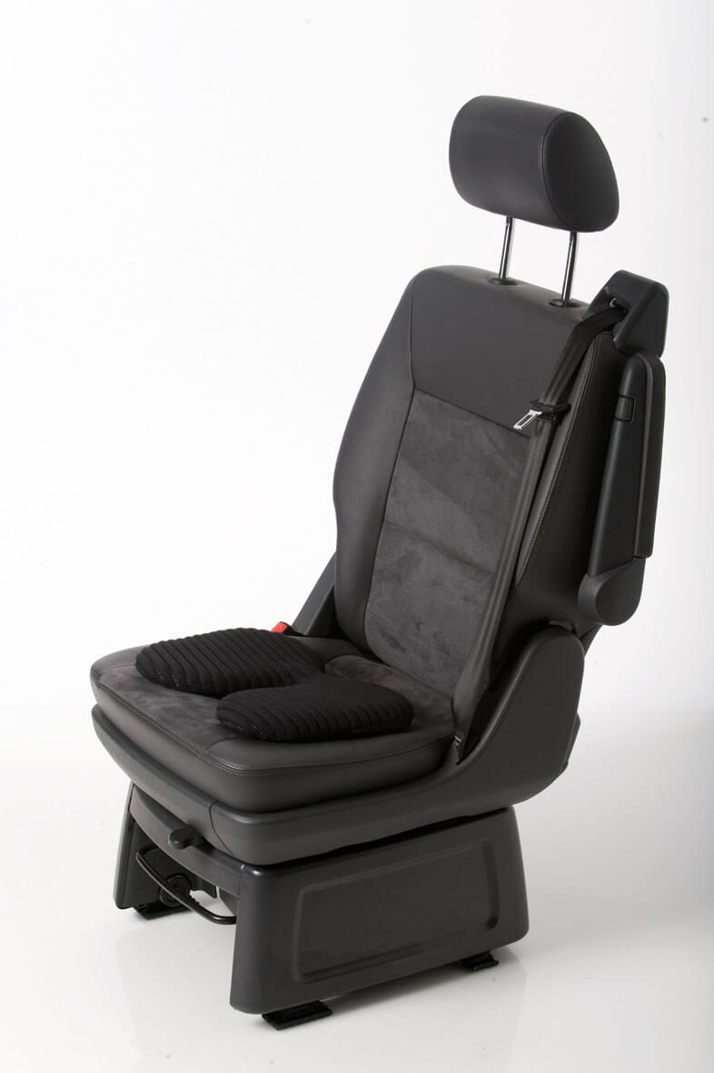 airgo-aktiv-sitzkissen-comfort_auf_autositz_tiny_web